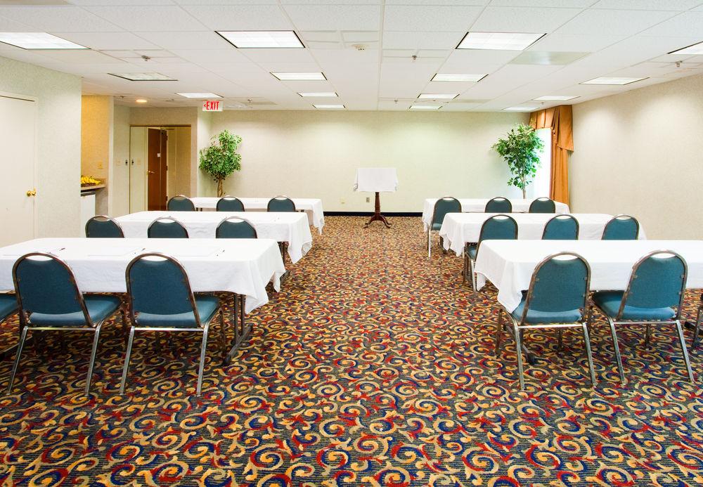 Holiday Inn Express Hillsborough-Durham Area By Ihg Exterior foto